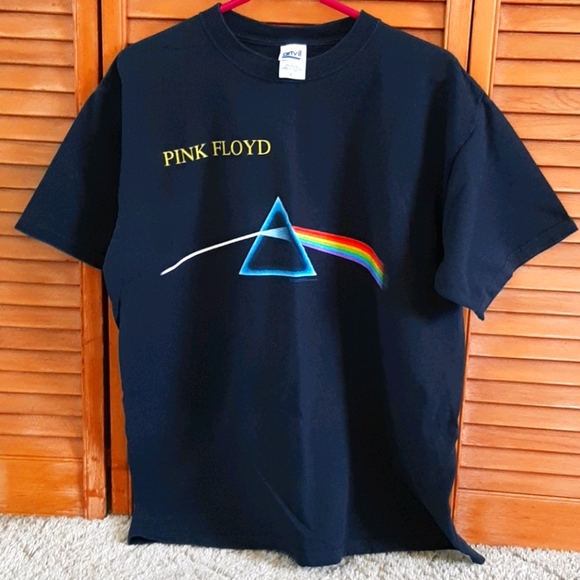 Anvil Other - Mens Pink Floyd shirt